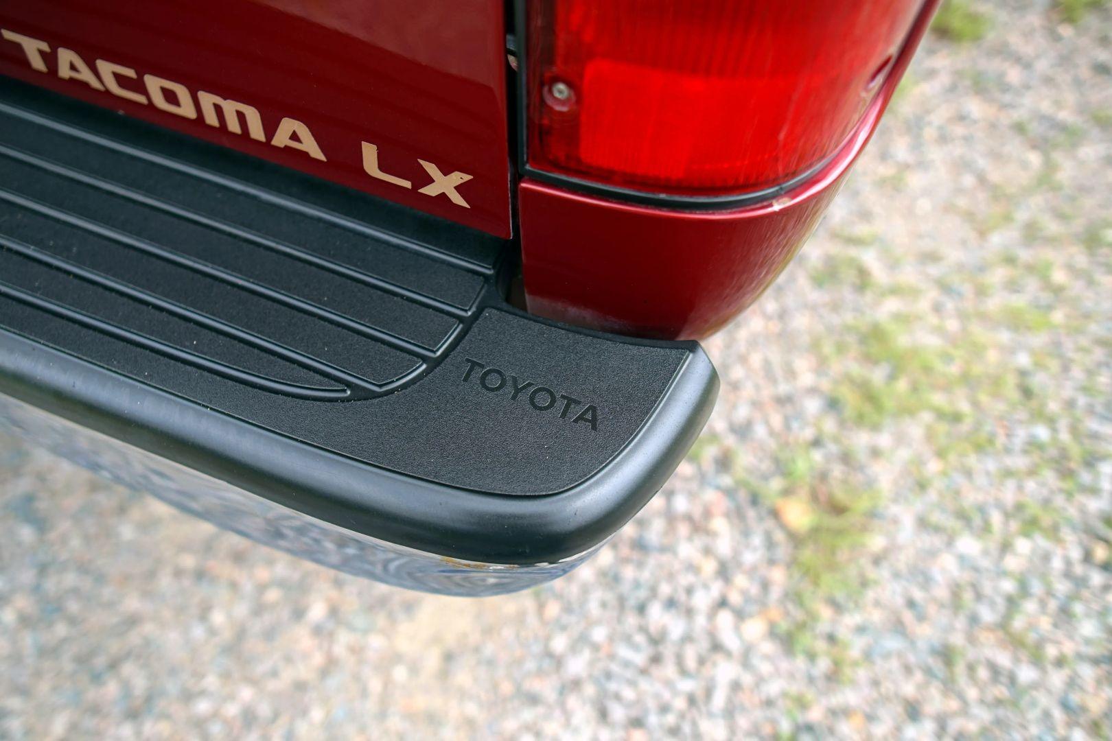 1996 Toyota Tacoma SR5 Xtracab