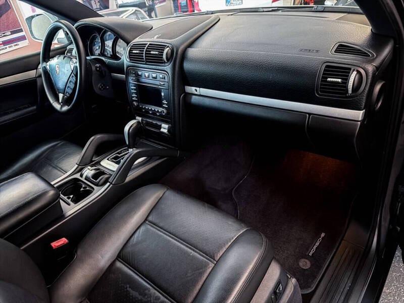 2010 Porsche Cayenne