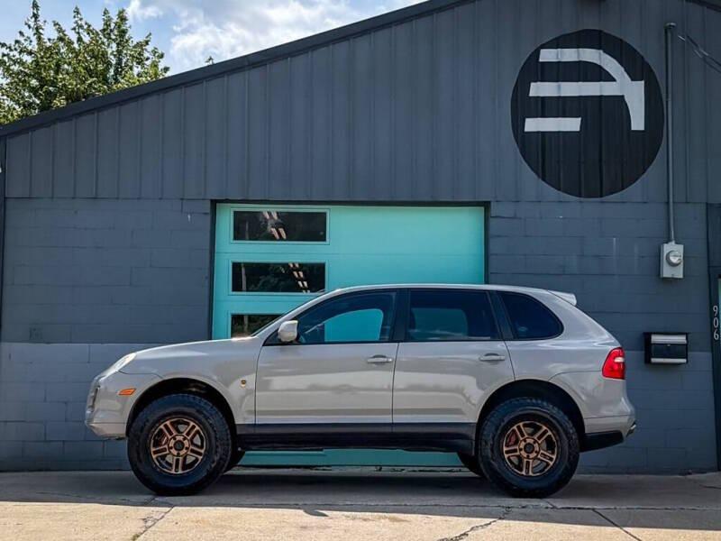 2010 Porsche Cayenne - 5