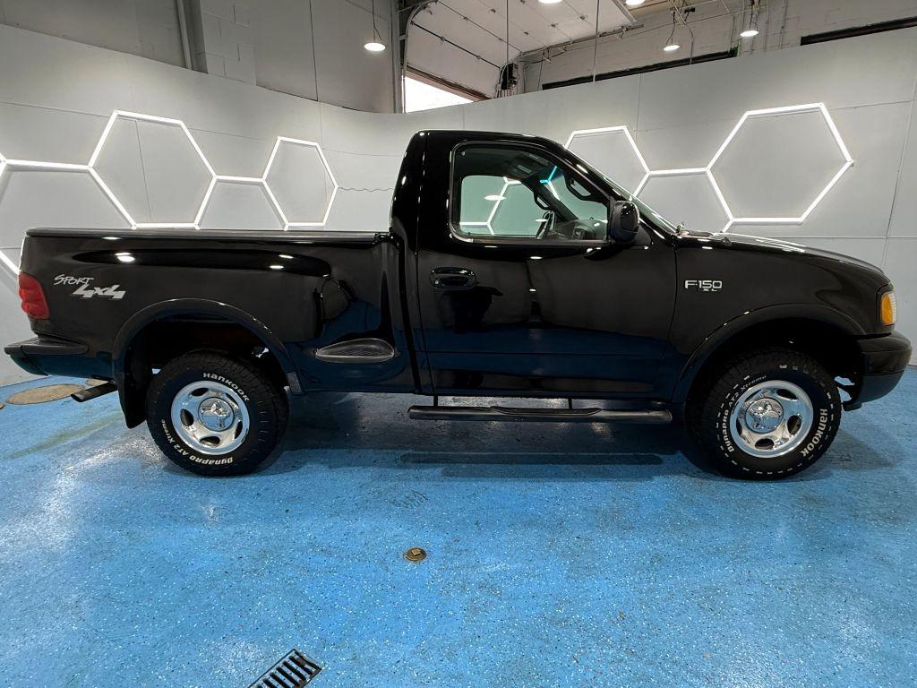 2001 Ford F-150 XL Flareside - 2