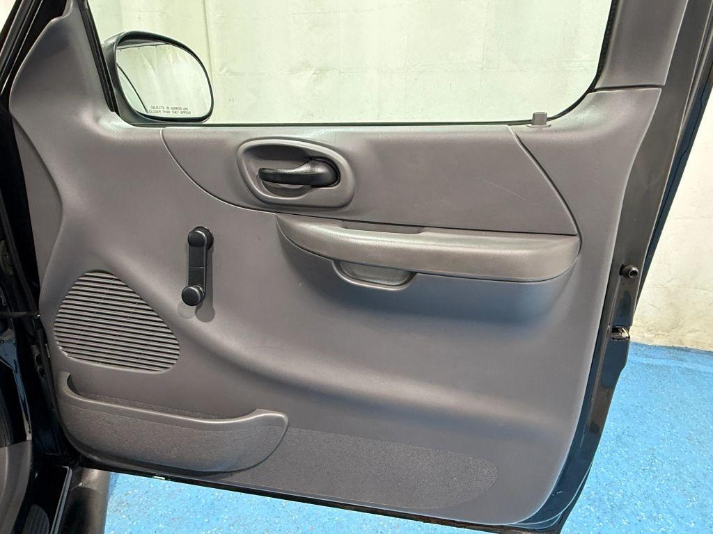 2001 Ford F-150 XL Flareside