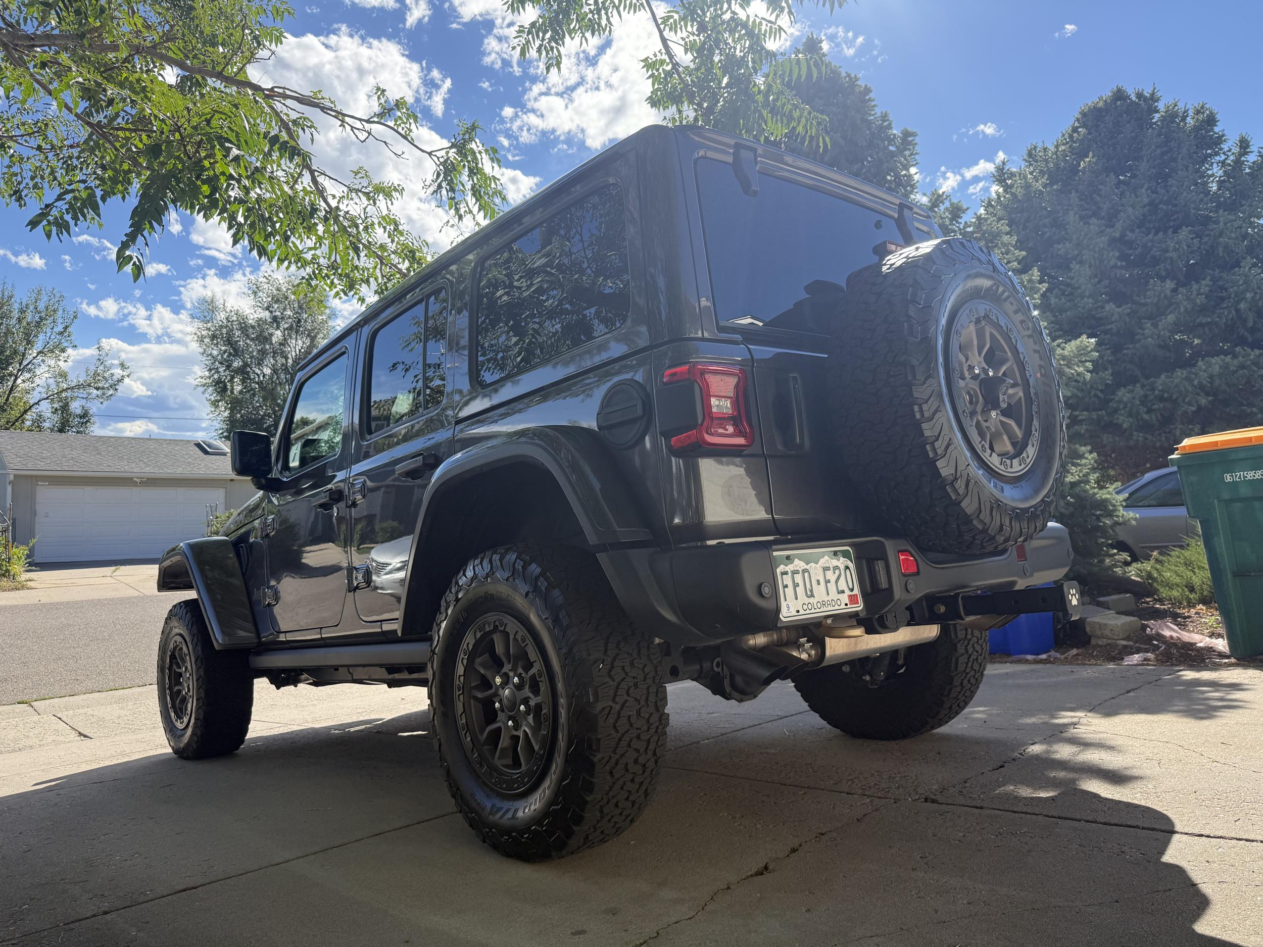 8k-Mile 2021 Jeep Wrangler Rubicon 392 - 3