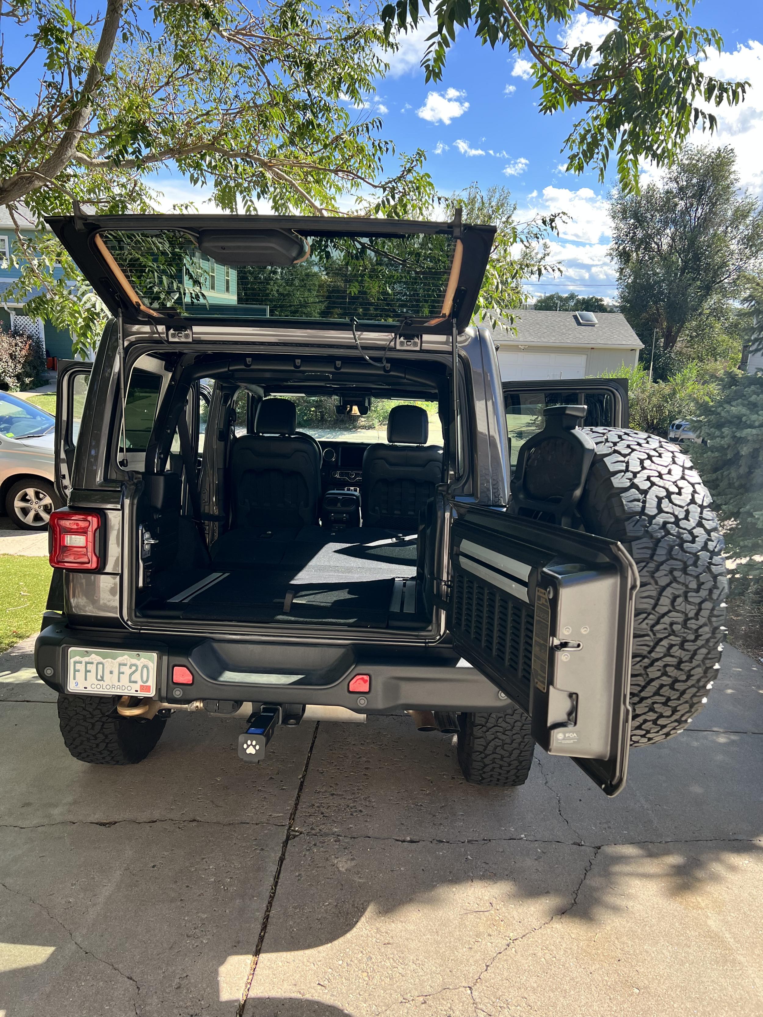 8k-Mile 2021 Jeep Wrangler Rubicon 392