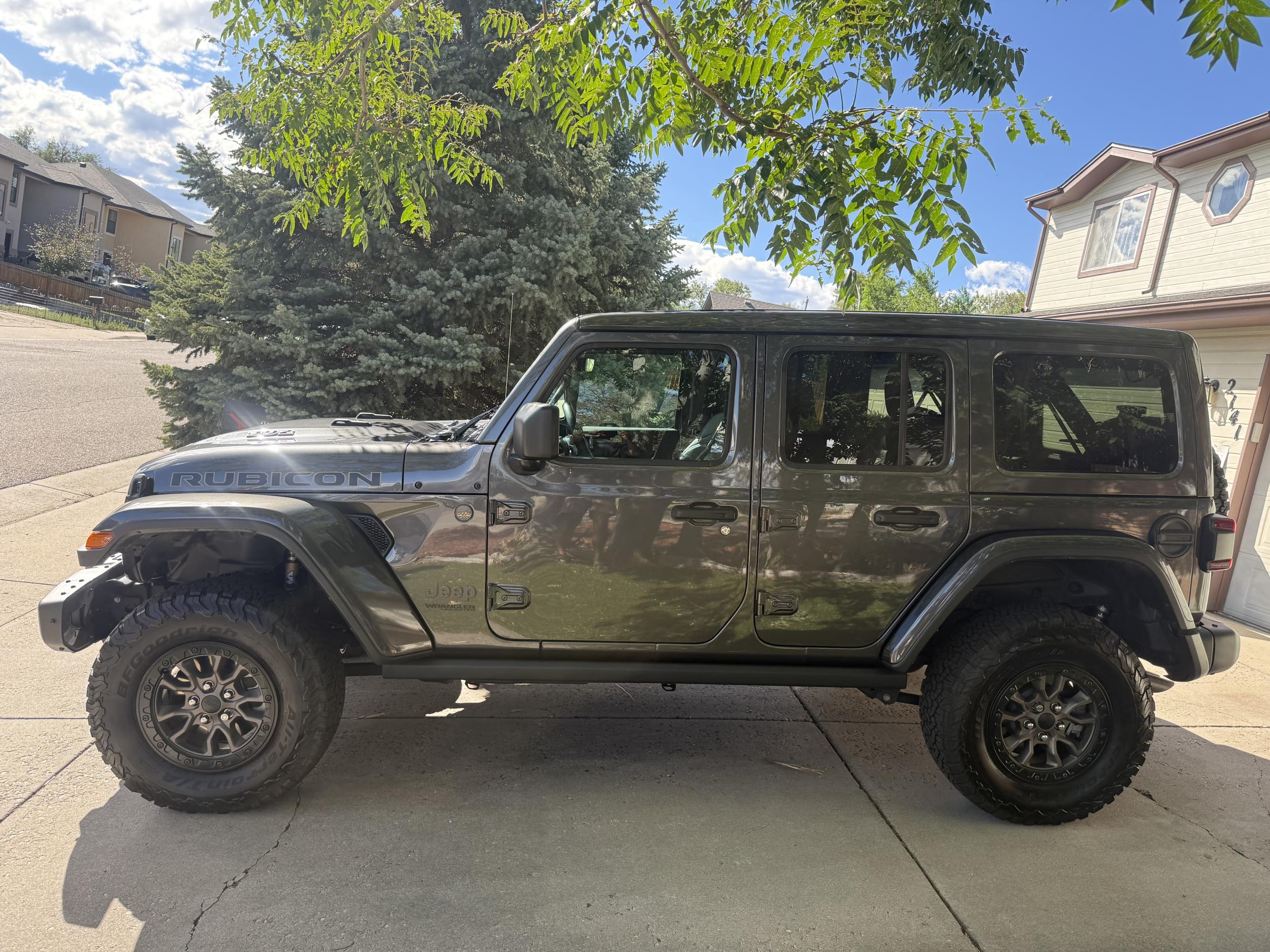 8k-Mile 2021 Jeep Wrangler Rubicon 392 - 2