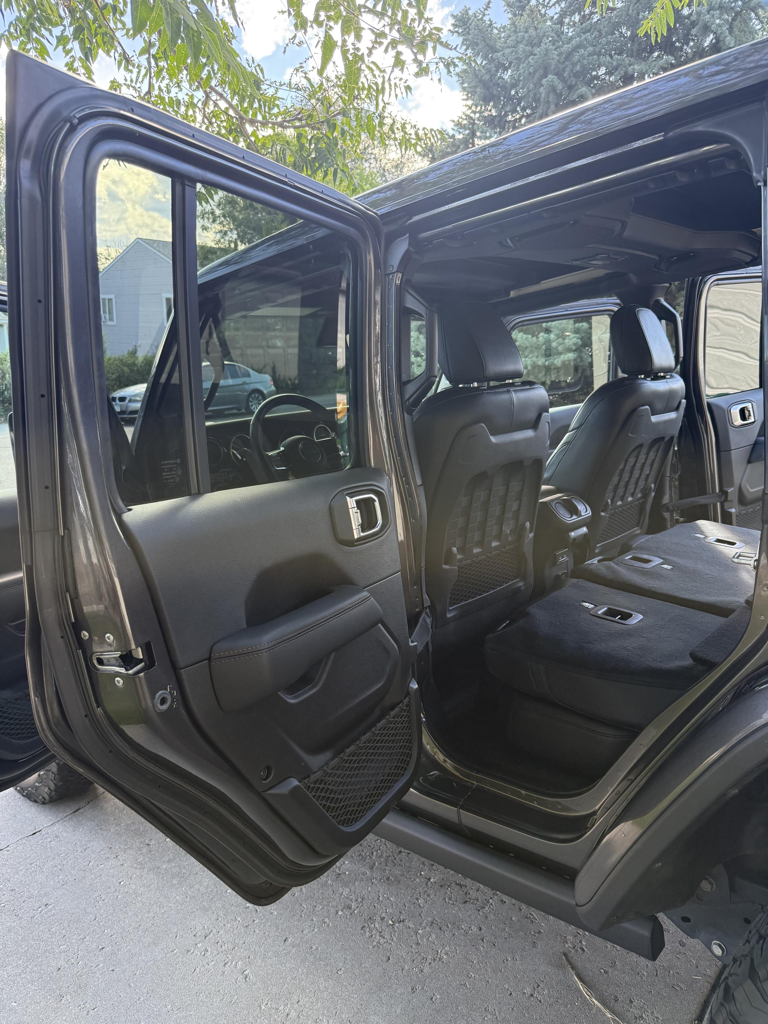 8k-Mile 2021 Jeep Wrangler Rubicon 392
