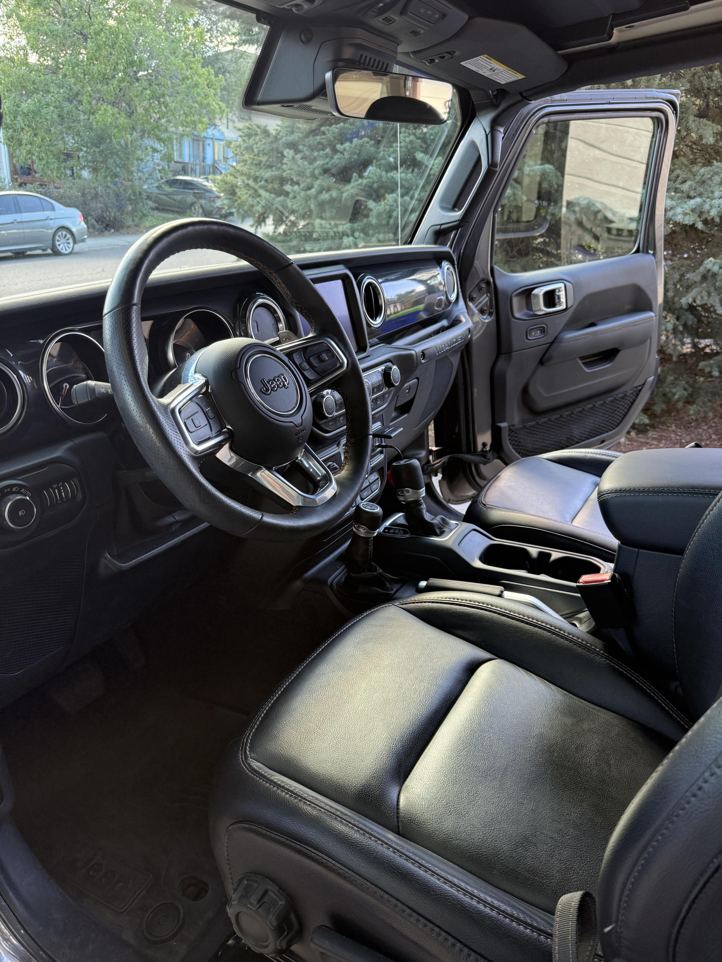 8k-Mile 2021 Jeep Wrangler Rubicon 392