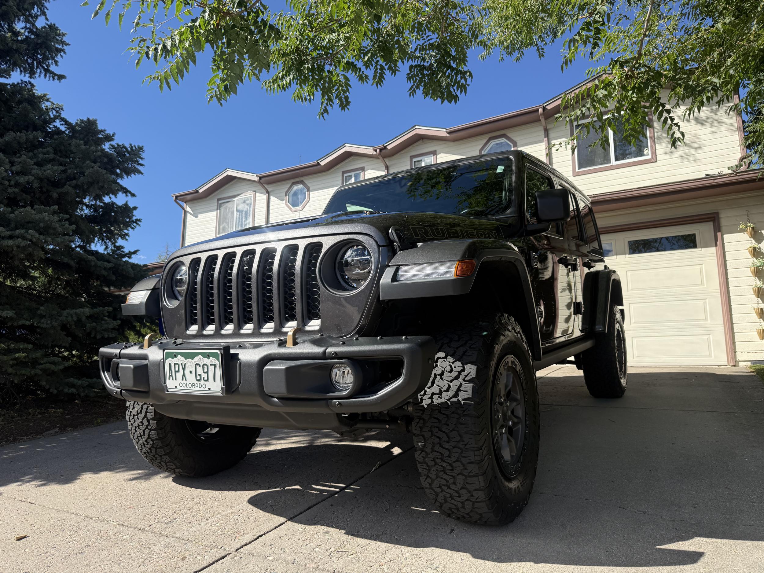 8k-Mile 2021 Jeep Wrangler Rubicon 392