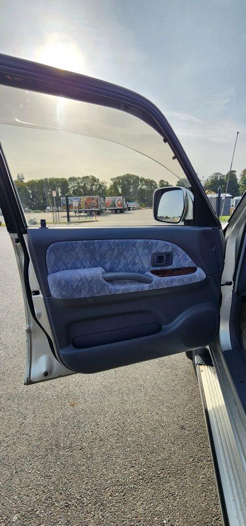 2001 Toyota Land Cruiser Prado