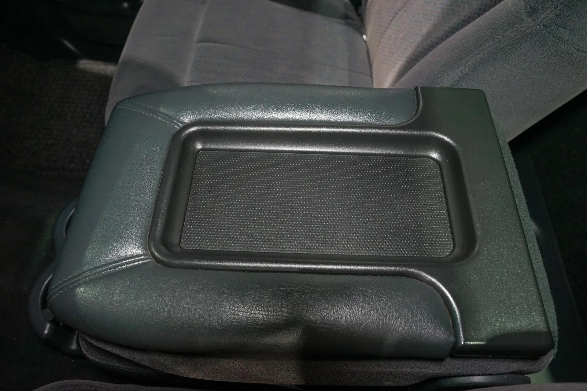 2000 Chevrolet Silverado 1500 LS