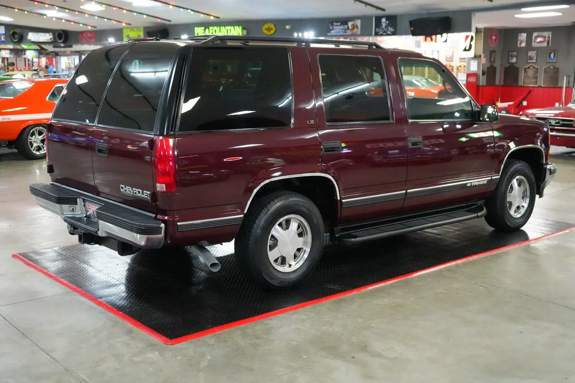 1998 Chevrolet Tahoe - 5