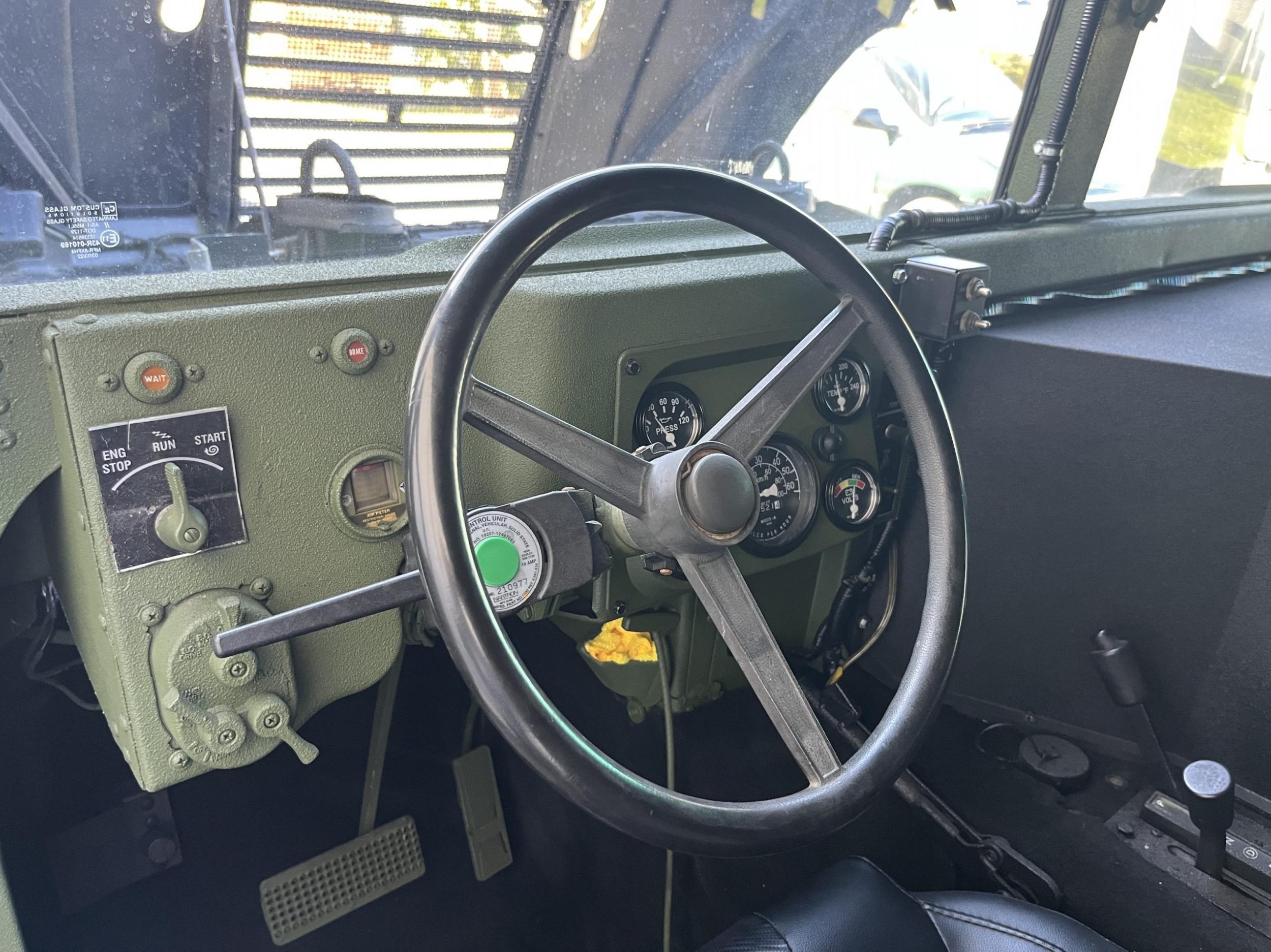 1998 AM General HMMWV M1123