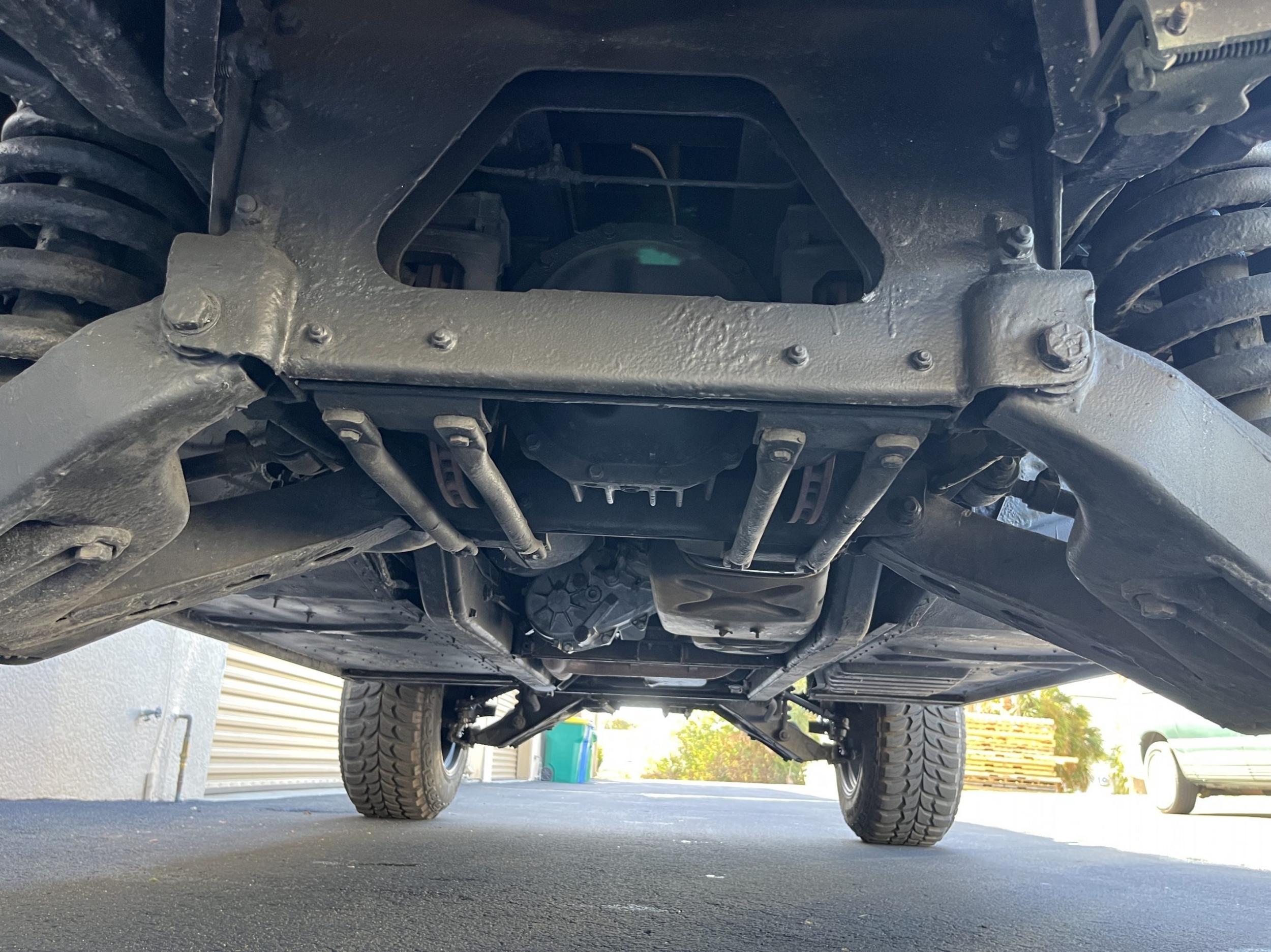 1998 AM General HMMWV M1123
