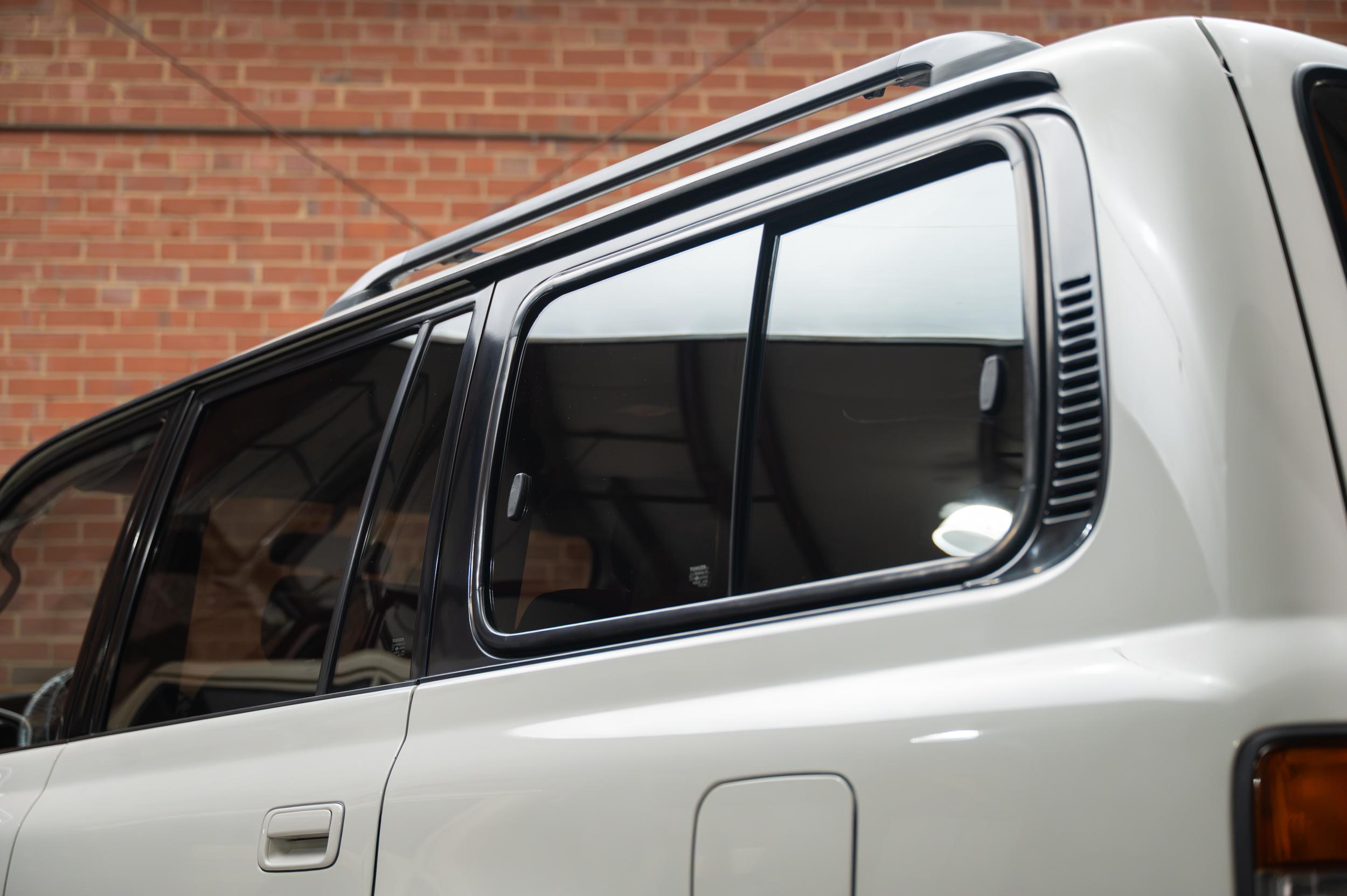 1994 Toyota Land Cruiser FZJ80