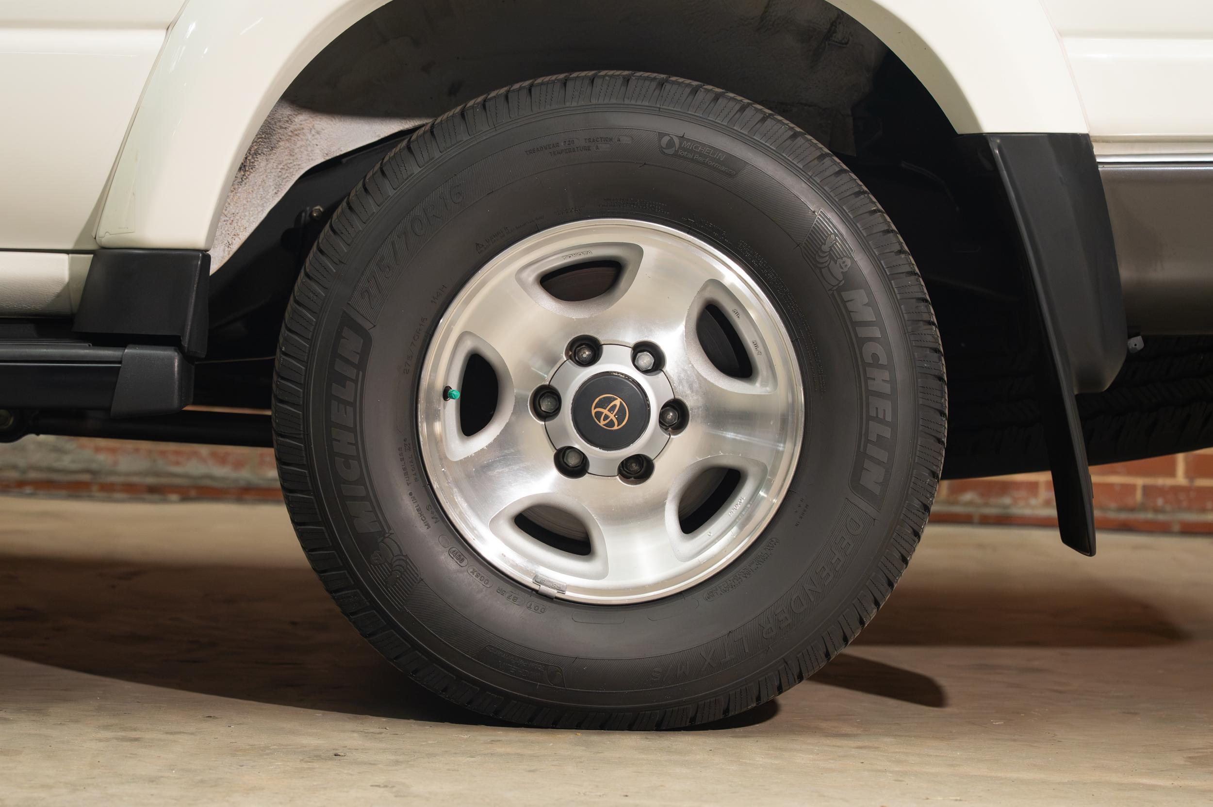 1994 Toyota Land Cruiser FZJ80