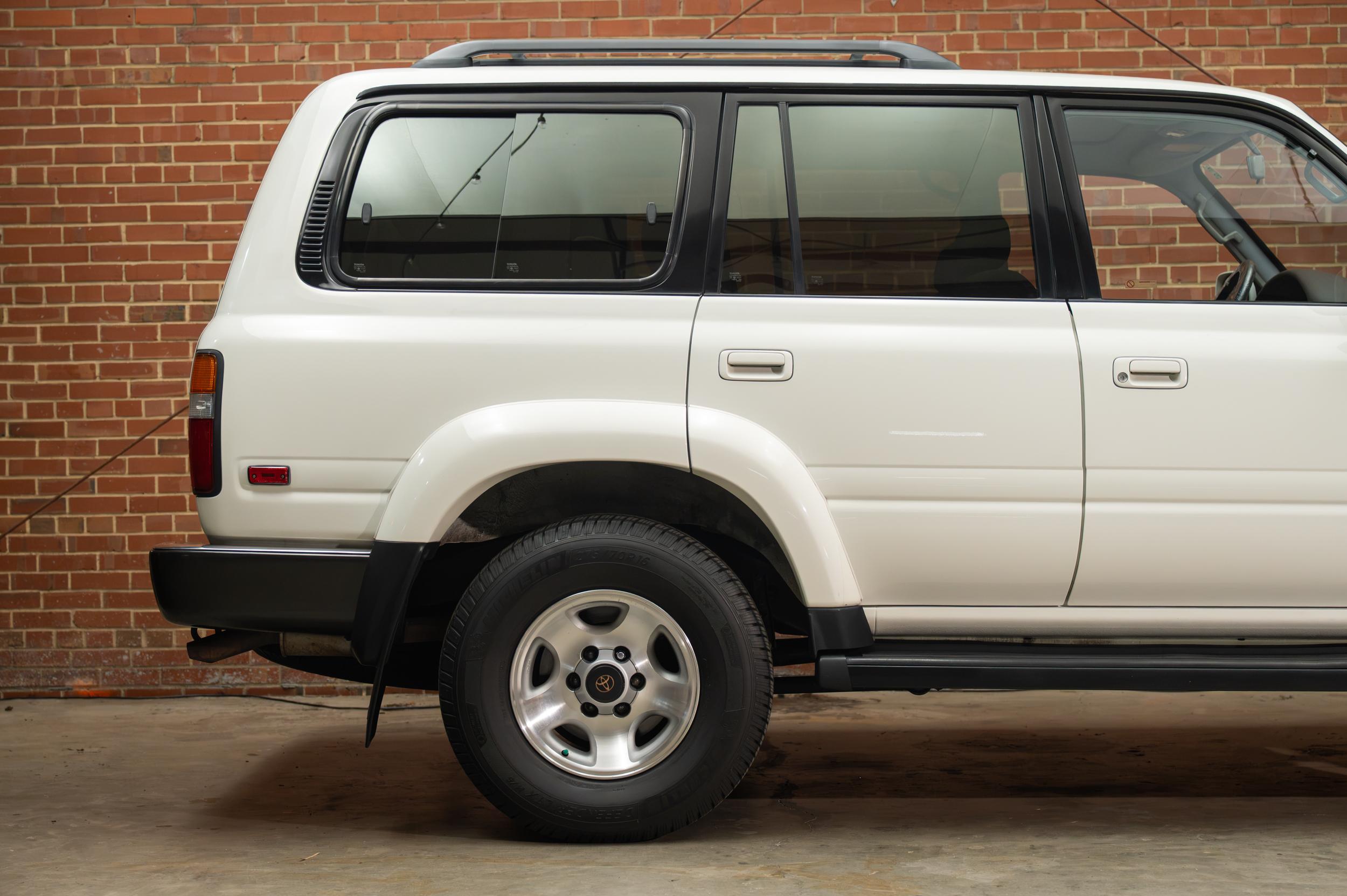 1994 Toyota Land Cruiser FZJ80