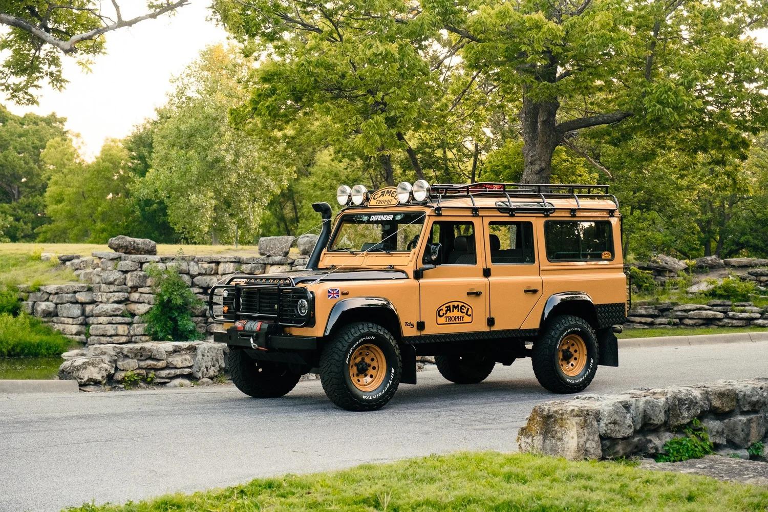 Restored 2000 Land Rover Defender 110 - 5