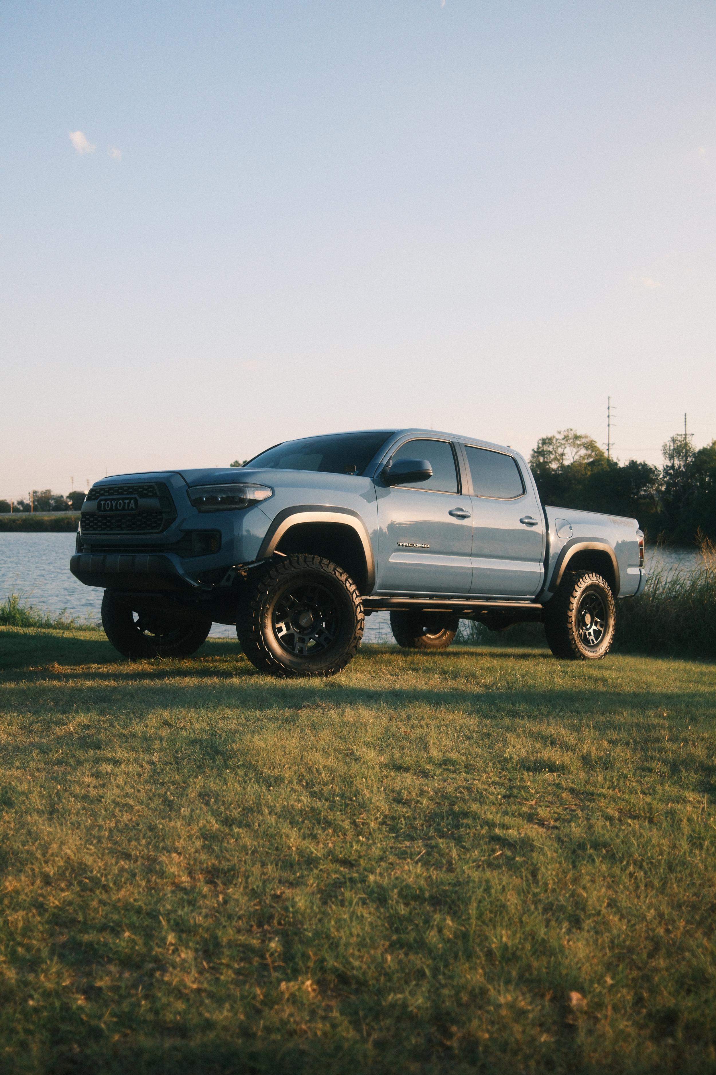2019 Toyota Tacoma TRD Off-Road - 3