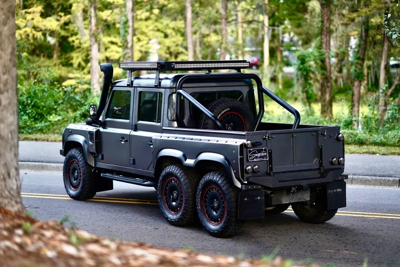 1993 Land Rover Defender “Flying Huntsman” 6x6