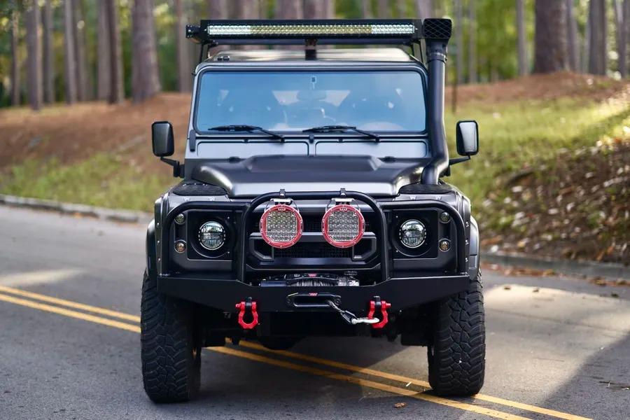 1993 Land Rover Defender “Flying Huntsman” 6x6
