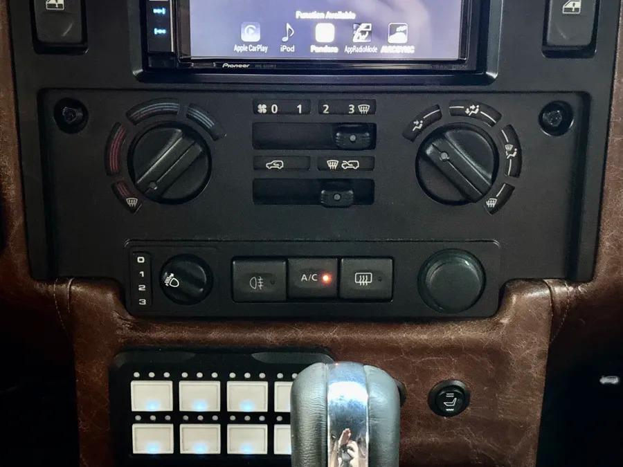 1993 Land Rover Defender “Flying Huntsman” 6x6