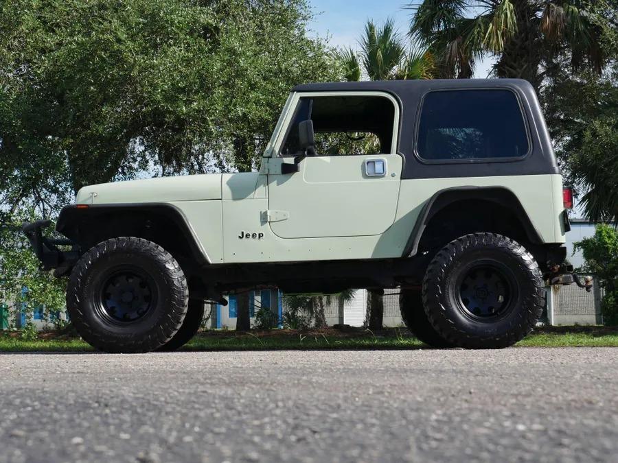 LS-Powered 1995 Jeep Wrangler 4x4