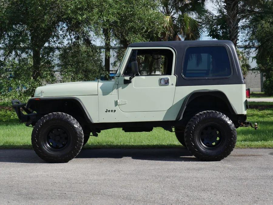 LS-Powered 1995 Jeep Wrangler 4x4