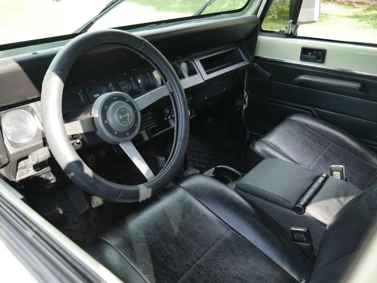 LS-Powered 1995 Jeep Wrangler 4x4