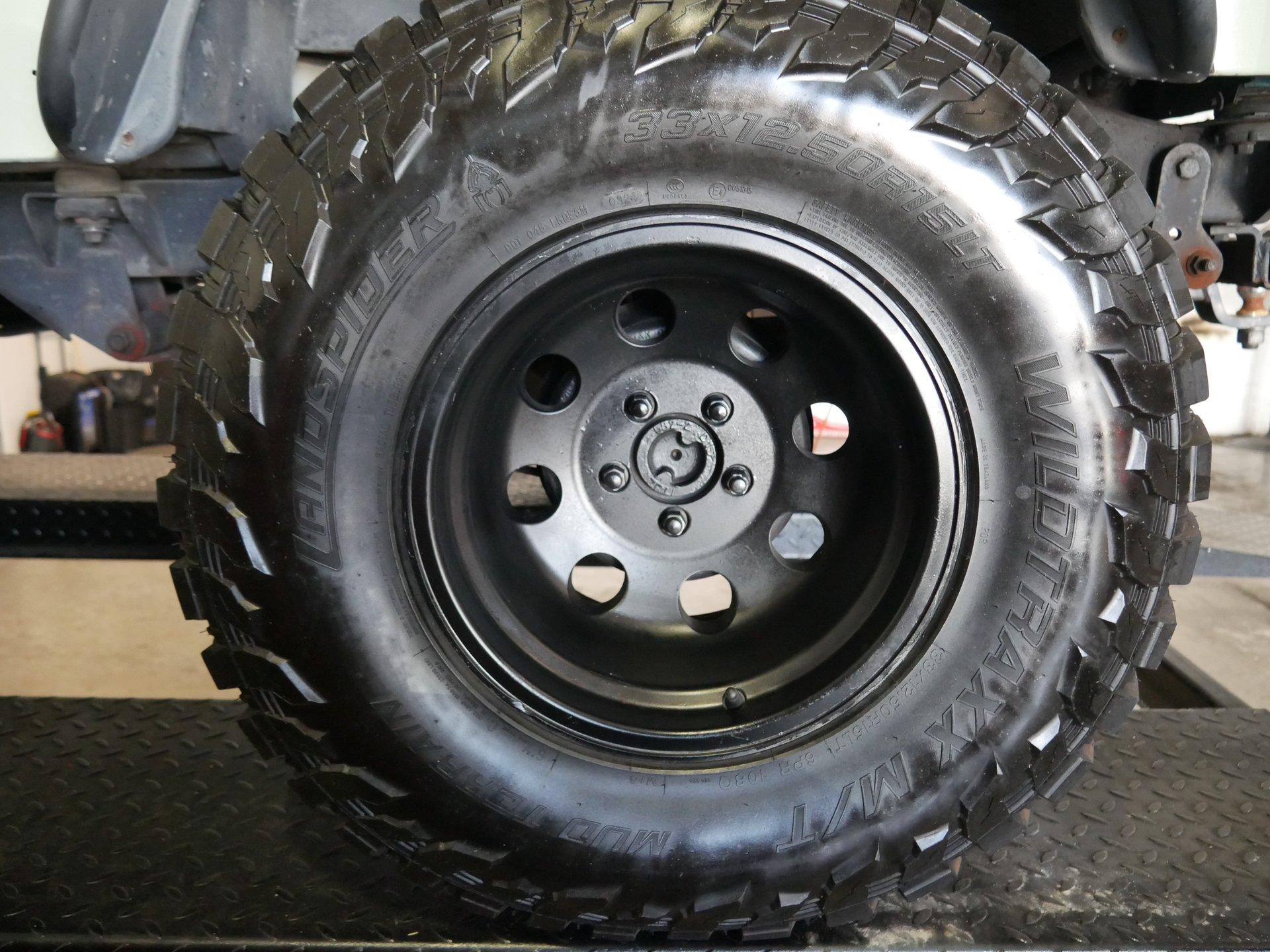 LS-Powered 1995 Jeep Wrangler 4x4