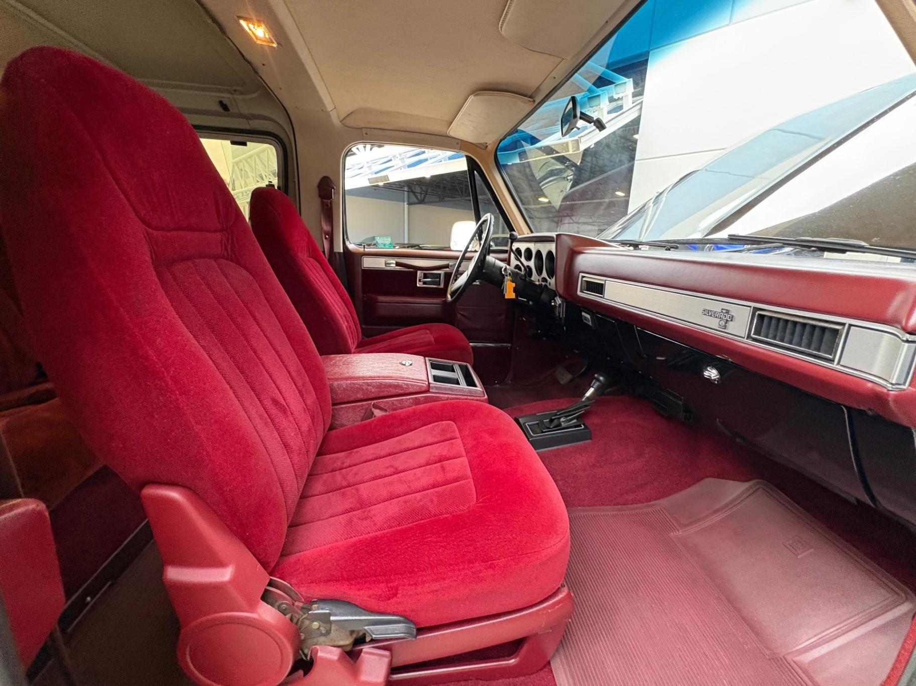 1987 Chevrolet K5 Blazer Silverado - 5