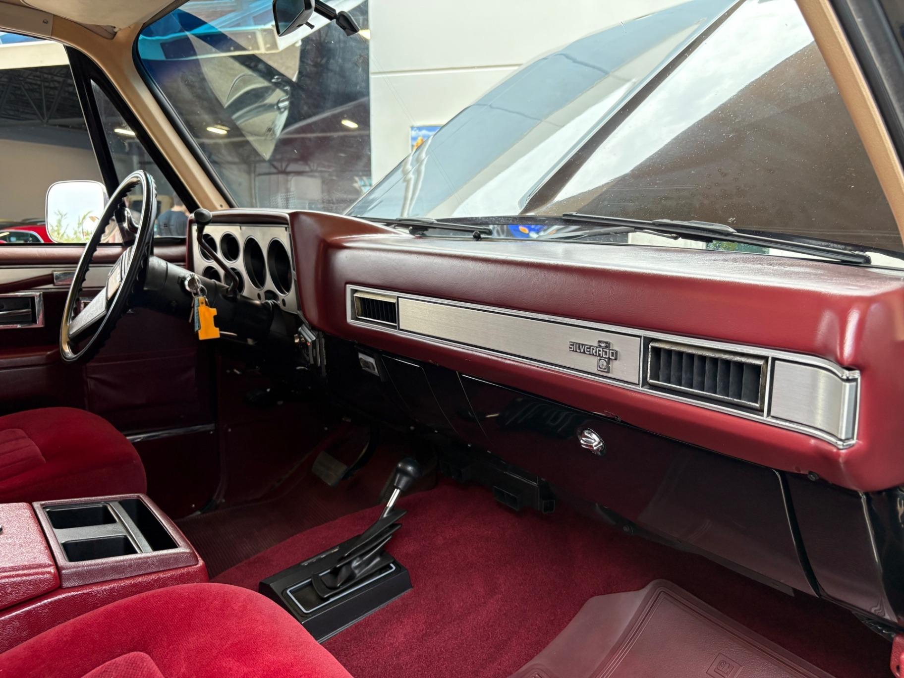 1987 Chevrolet K5 Blazer Silverado