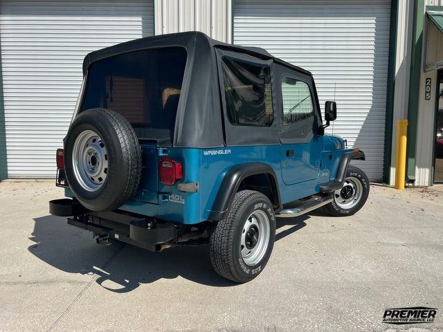 1992 Jeep Wrangler - 3