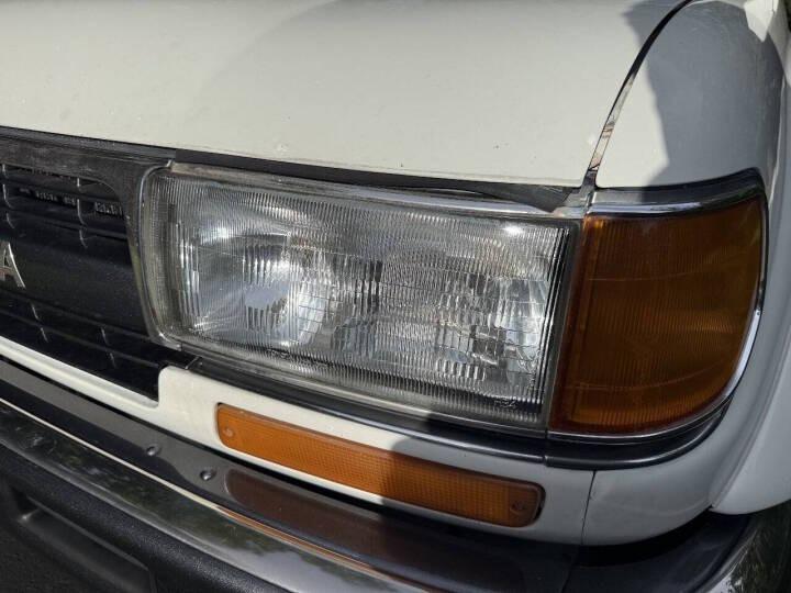 Unmodified 1993 Toyota Land Cruiser