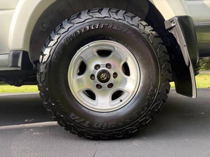 Unmodified 1993 Toyota Land Cruiser