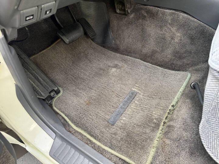 Unmodified 1993 Toyota Land Cruiser