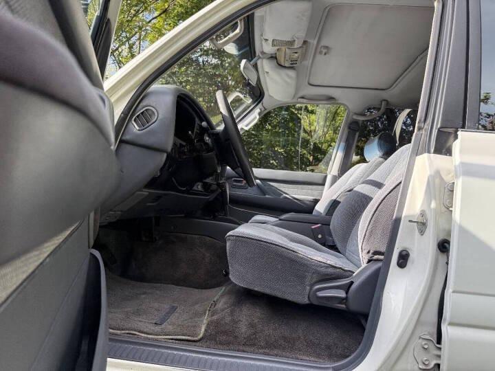 Unmodified 1993 Toyota Land Cruiser