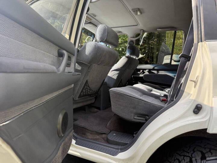 Unmodified 1993 Toyota Land Cruiser