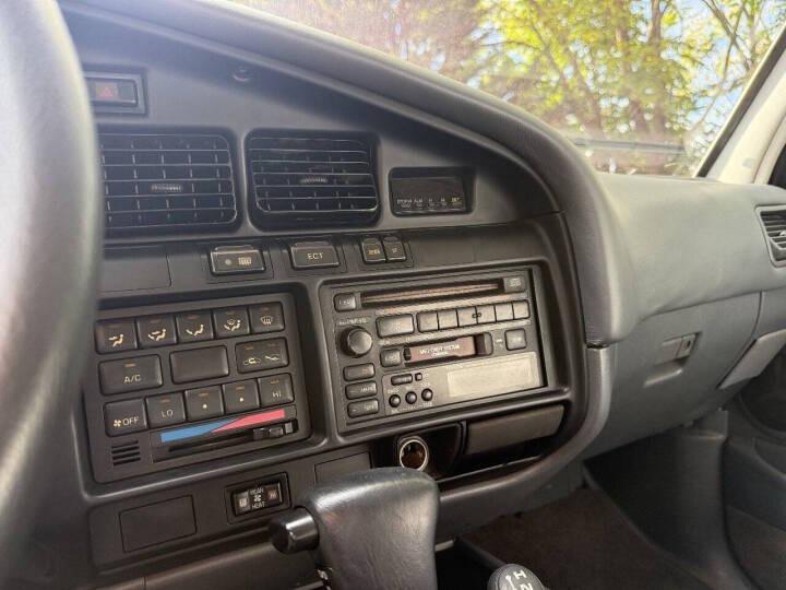Unmodified 1993 Toyota Land Cruiser