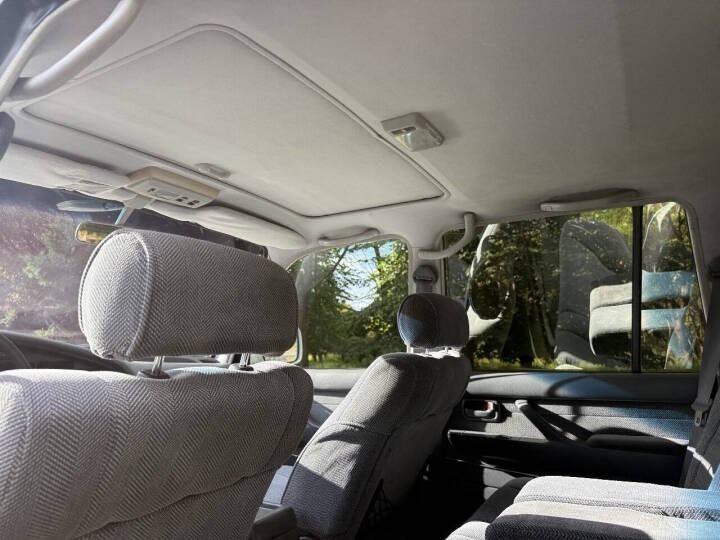Unmodified 1993 Toyota Land Cruiser