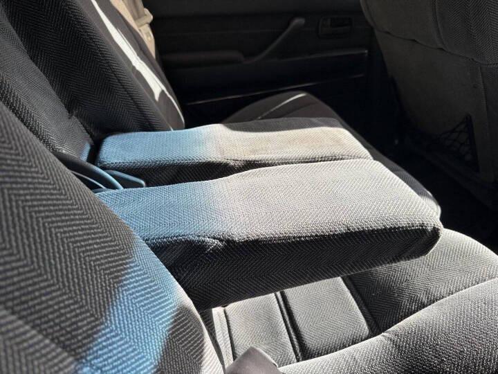 Unmodified 1993 Toyota Land Cruiser