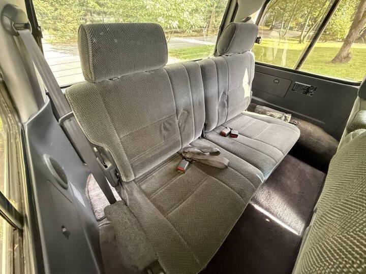 Unmodified 1993 Toyota Land Cruiser
