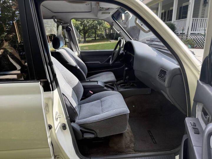 Unmodified 1993 Toyota Land Cruiser