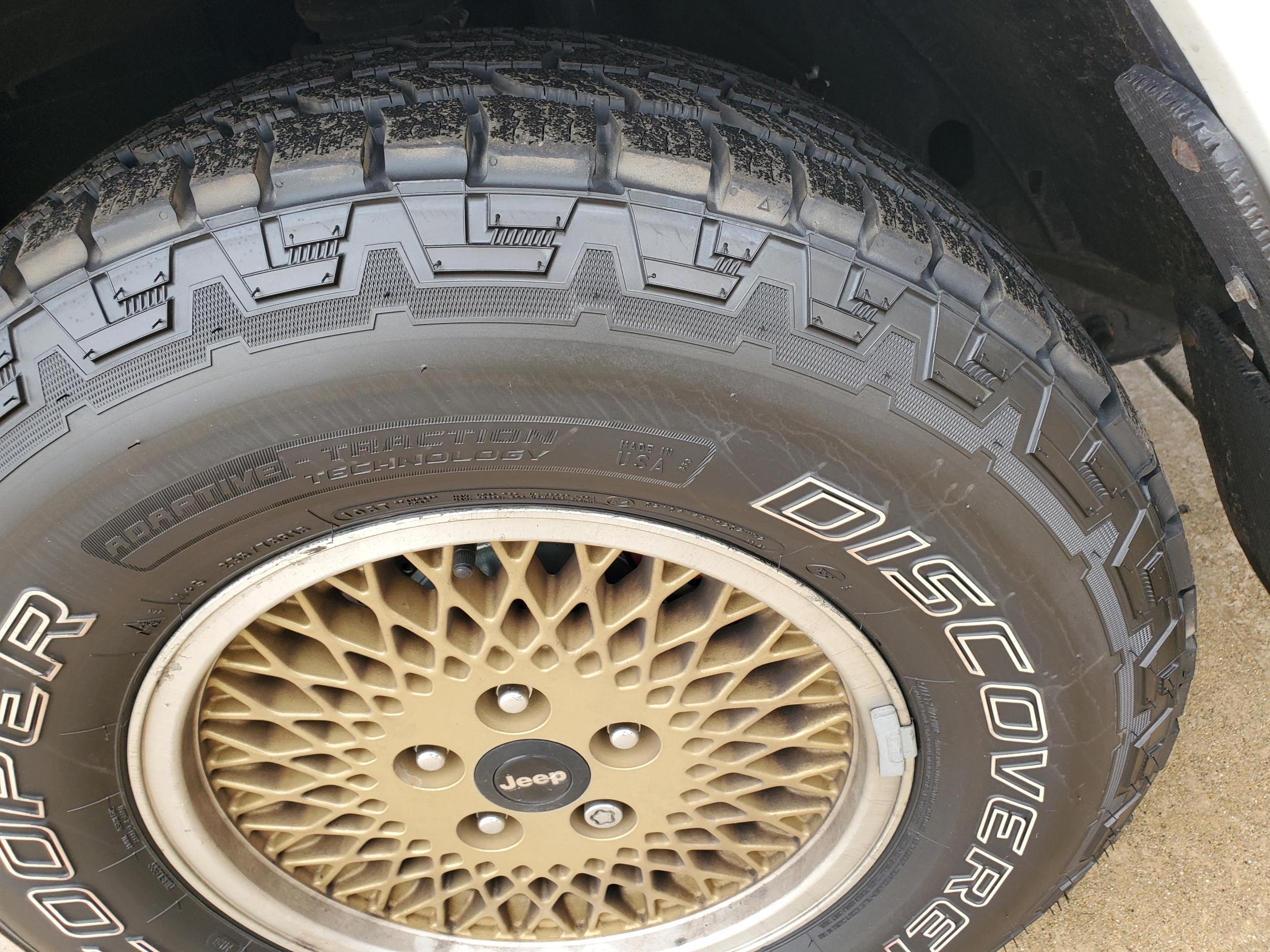 1992 Jeep Cherokee XJ Limited - 5