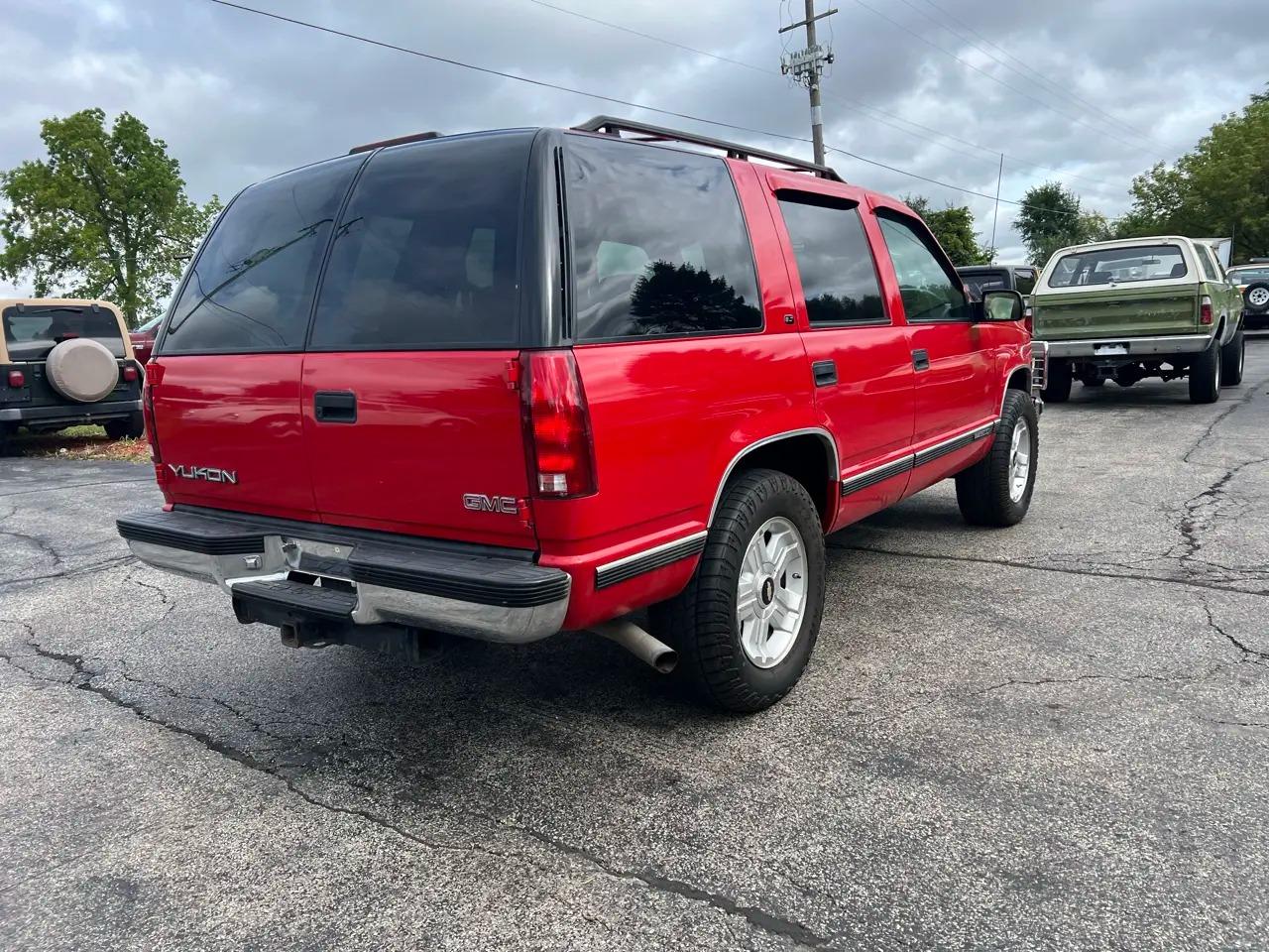 1999 GMC Yukon SLT - 3