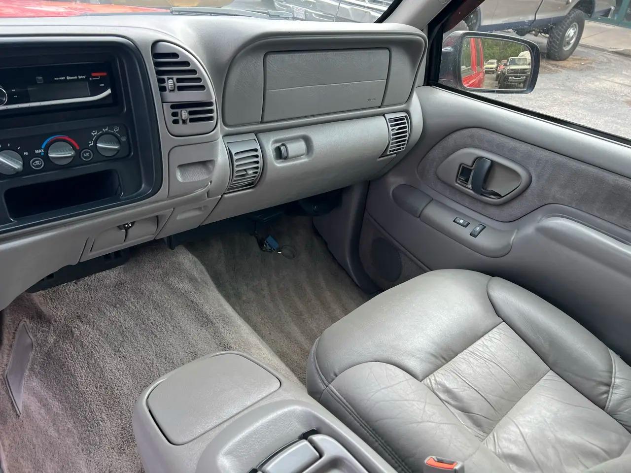 1999 GMC Yukon SLT
