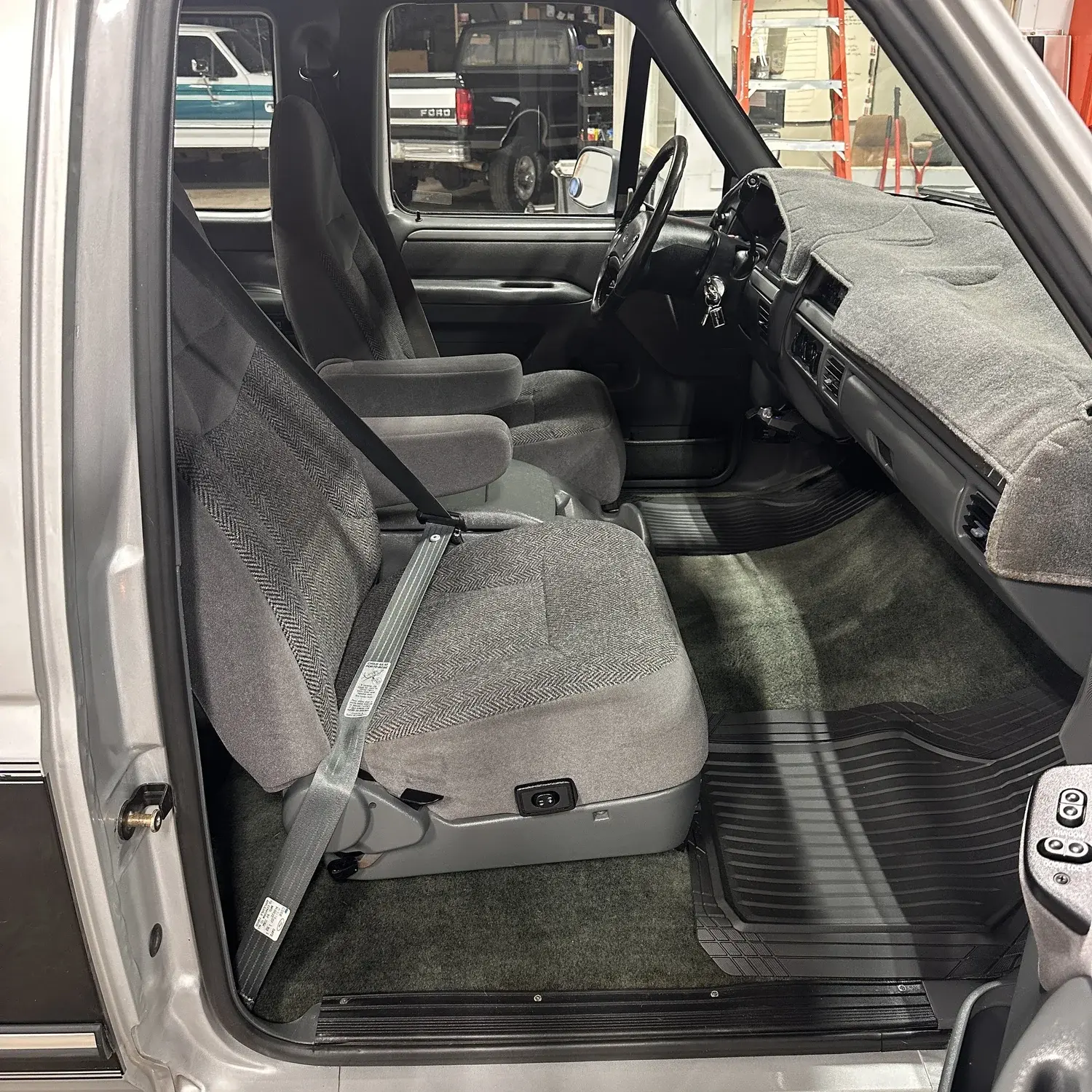 1993 Ford F-150 XLT