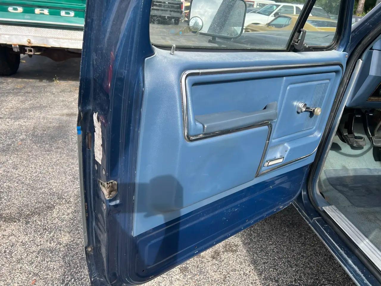 1986 Ford F-250 XL Styleside
