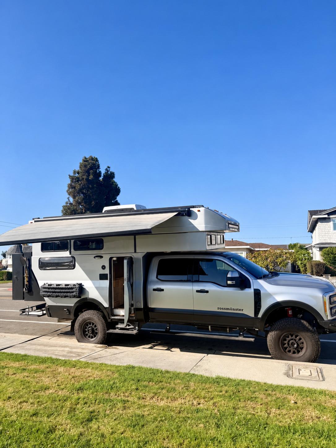 2023 Ford F-350 Rossmönster Baja Trail