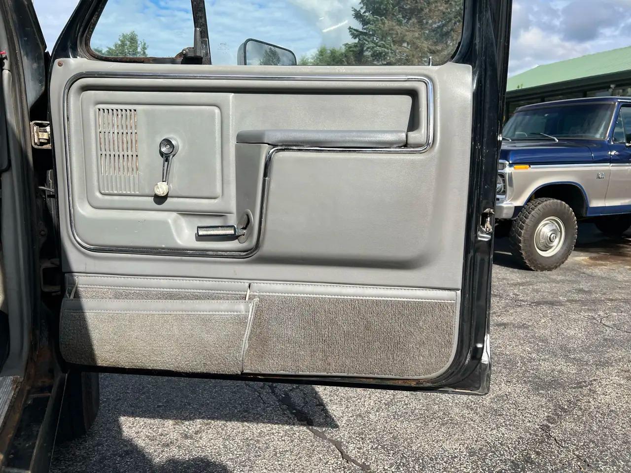 1986 Ford F-250 XL Styleside