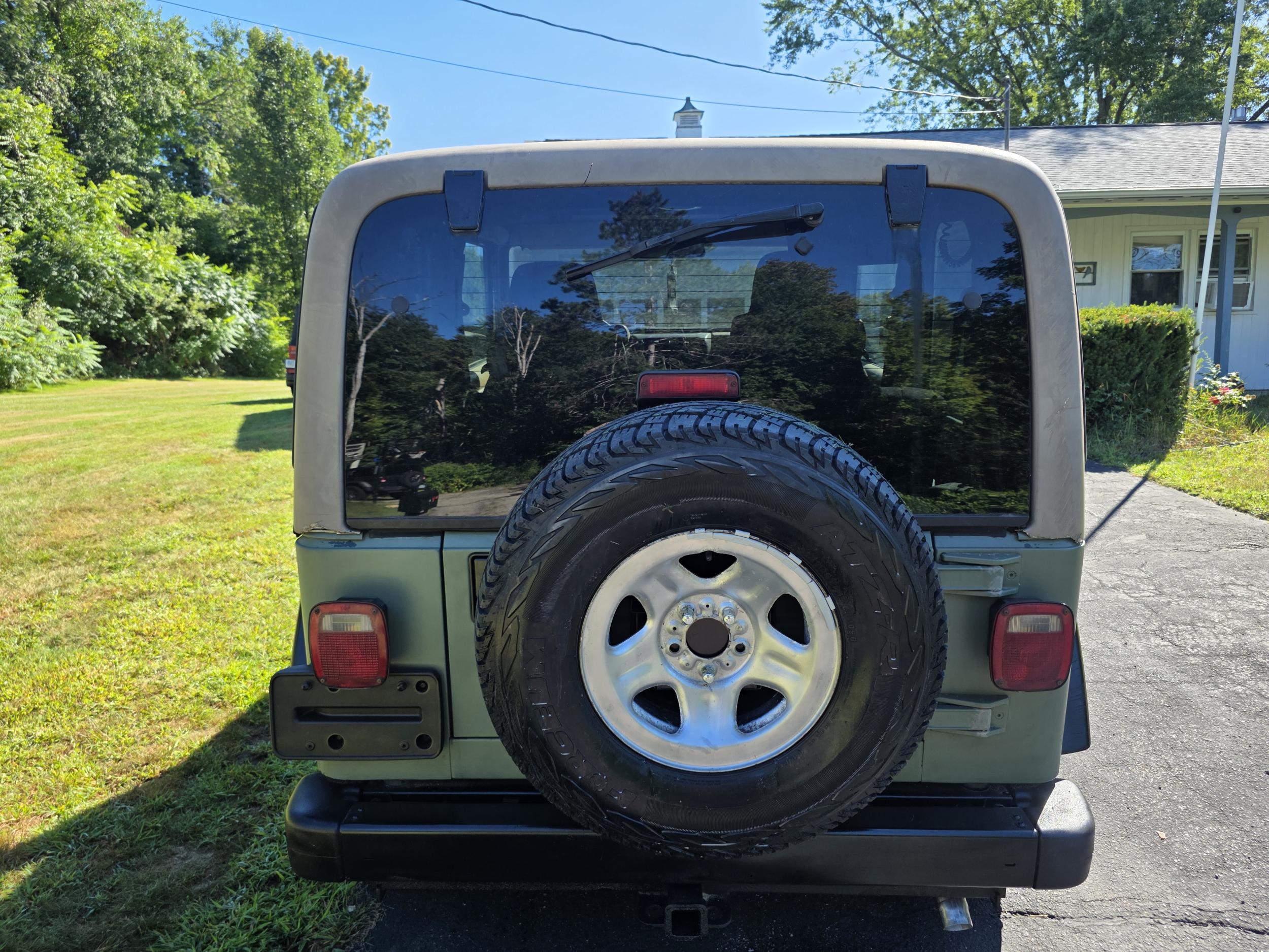 Restored 2001 Jeep Wrangler Sahara - 5