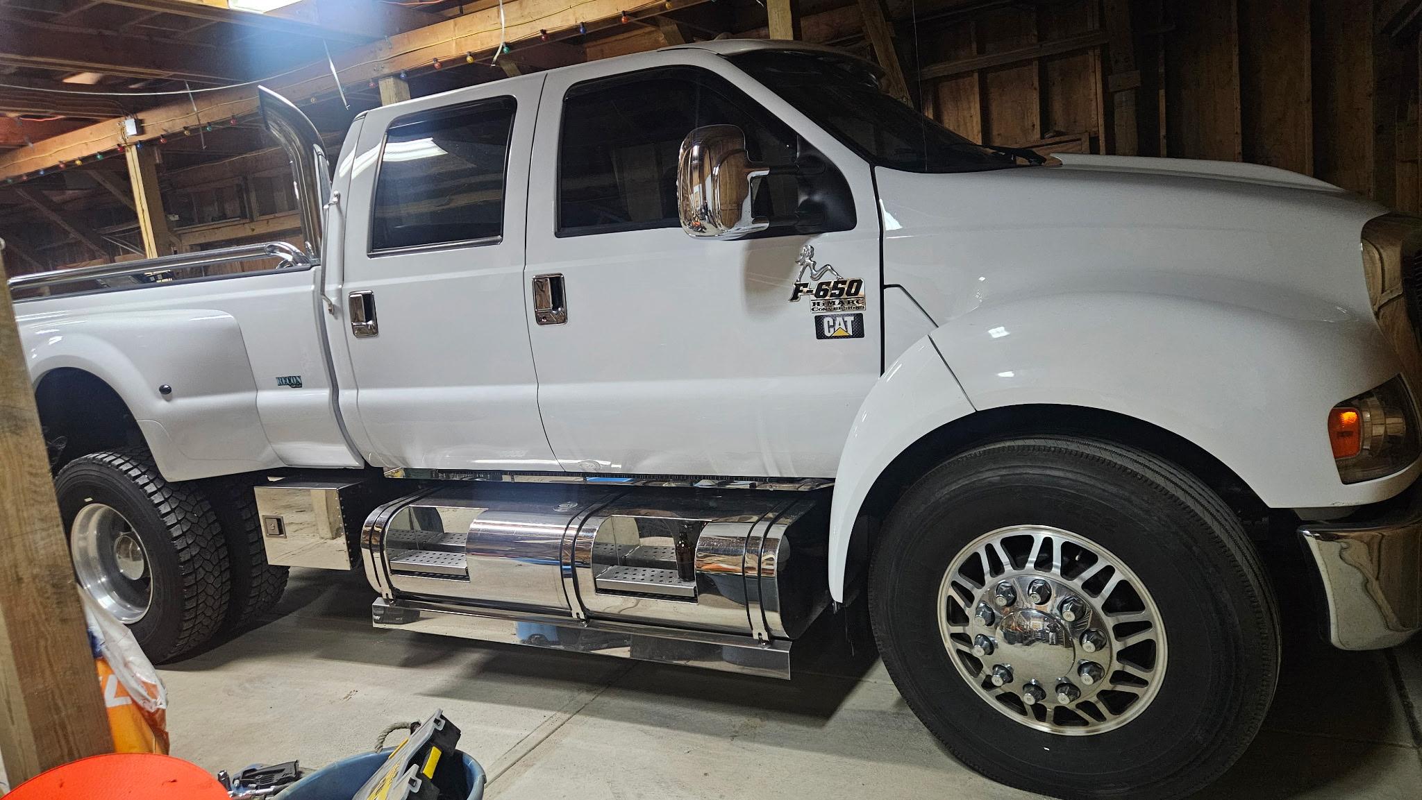 2007 Ford F-650 Dominator Super Duty - 4